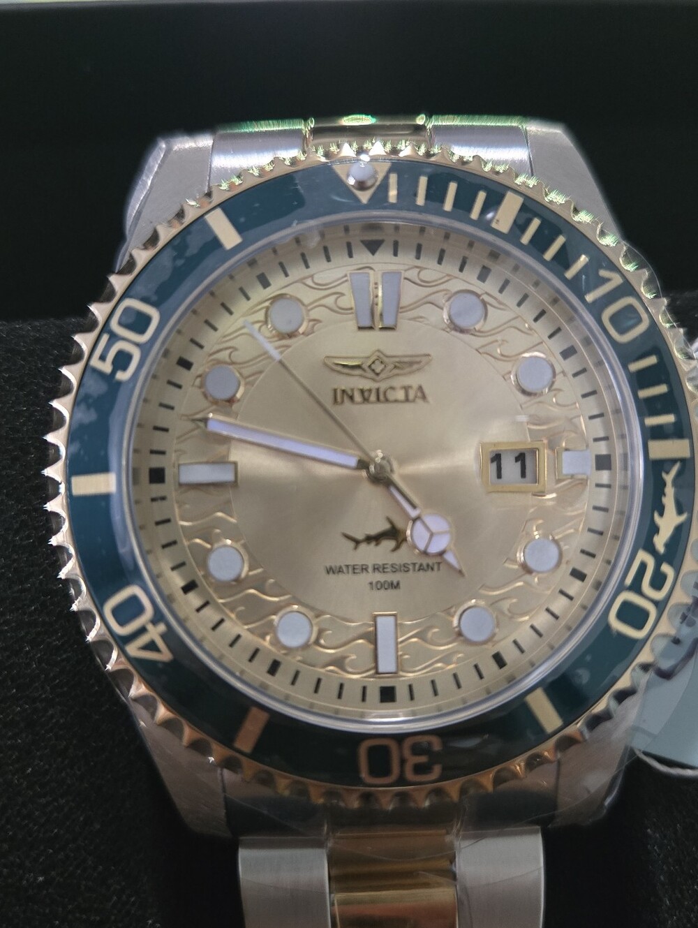 30022Invicta Pro Diver Current Wave 2-Tone Men's Watch Gold Dial Blue Bezel 43mm